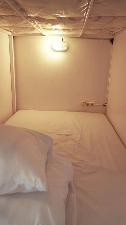 Indonesia Backpacker Hostels Kuta  Exterior foto