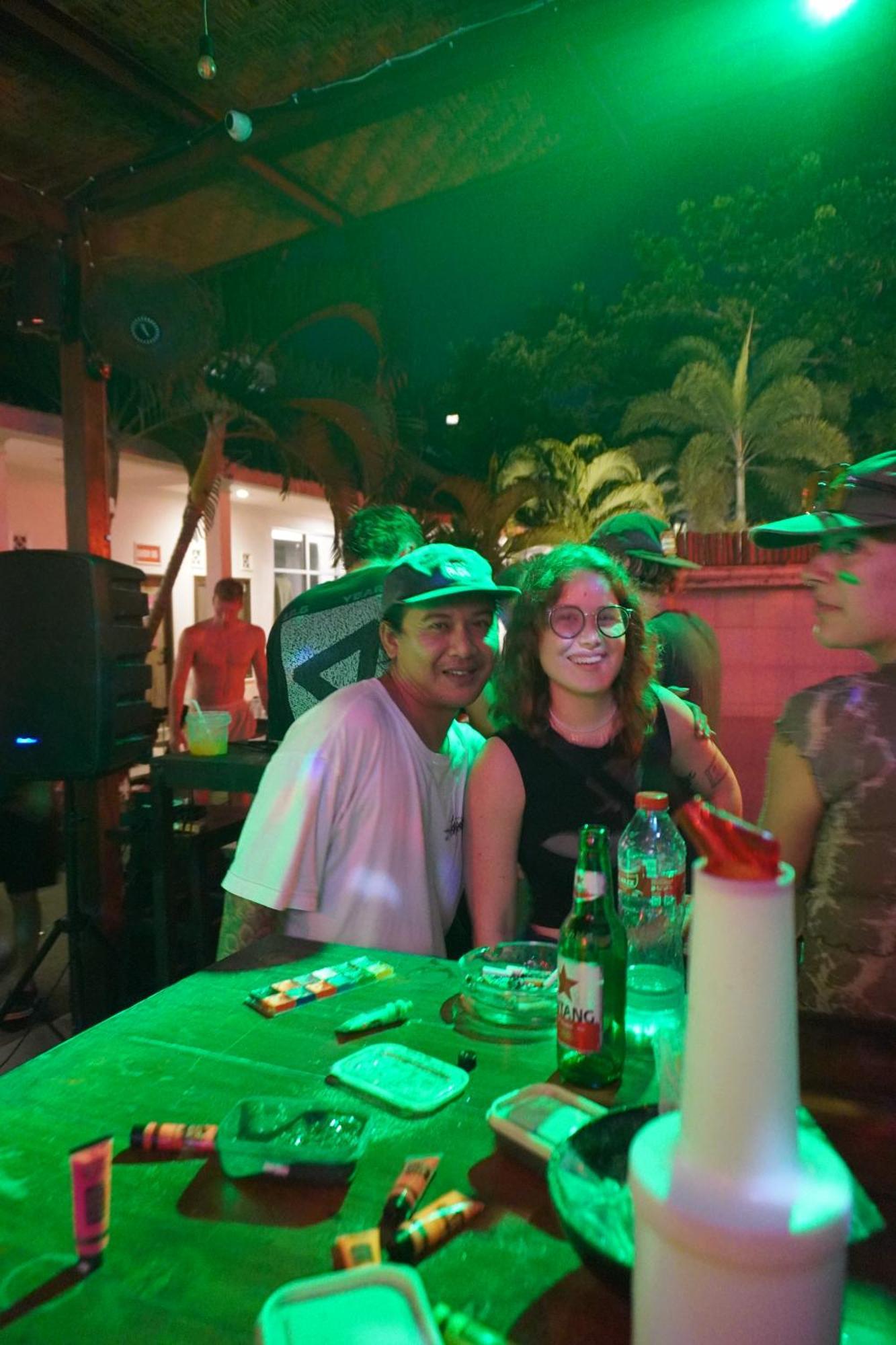 Indonesia Backpacker Hostels Kuta  Exterior foto